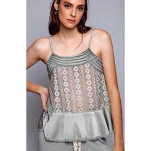 POL Spaghetti Strap Satin & Lace Peplum Cami Top